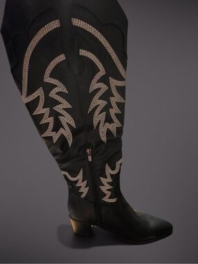 Black Women's Western Knee-High Boots with Silver Stitching